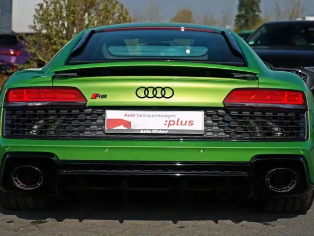 Audi R8