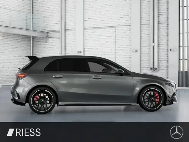 Mercedes-Benz A 45 AMG