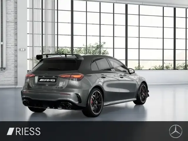 Mercedes-Benz A 45 AMG