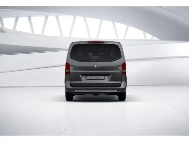 Mercedes-Benz V 220