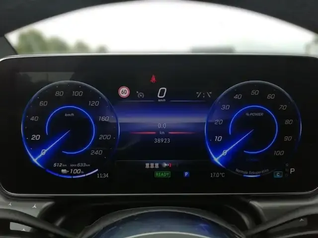 Mercedes-Benz EQE 300