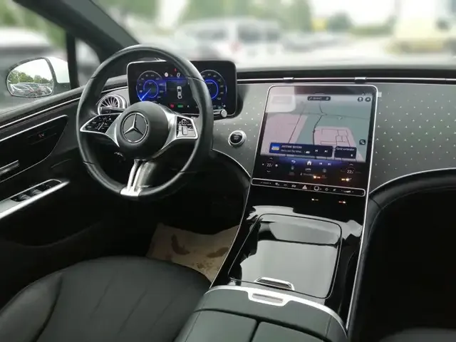 Mercedes-Benz EQE 300