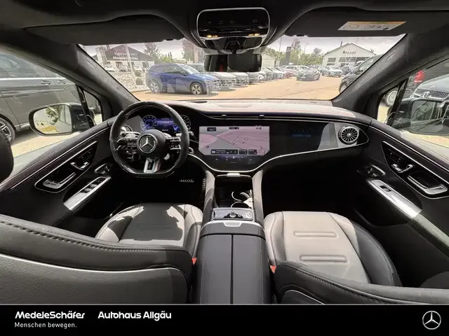 Mercedes-Benz EQE SUV