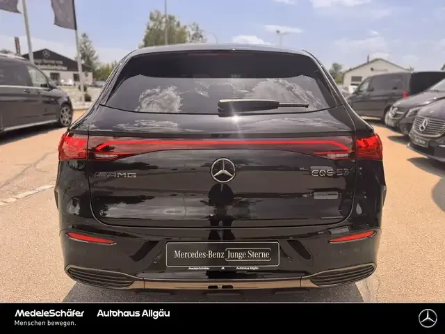 Mercedes-Benz EQE SUV