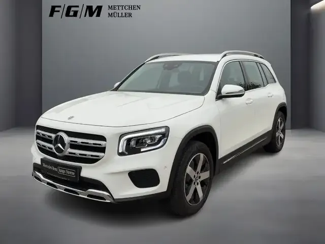 Mercedes-Benz GLB 180