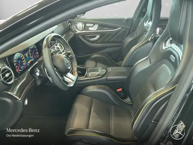 Mercedes-Benz E 63 AMG