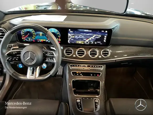 Mercedes-Benz E 63 AMG