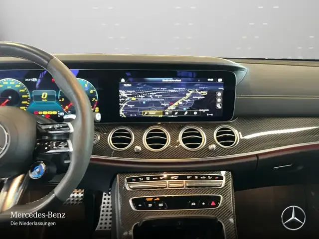 Mercedes-Benz E 63 AMG