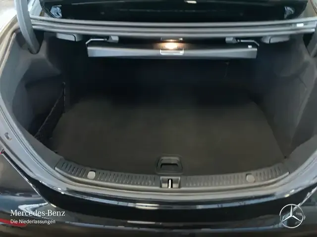 Mercedes-Benz E 63 AMG