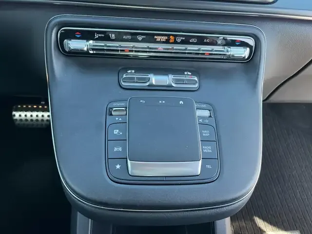 Mercedes-Benz EQV 300