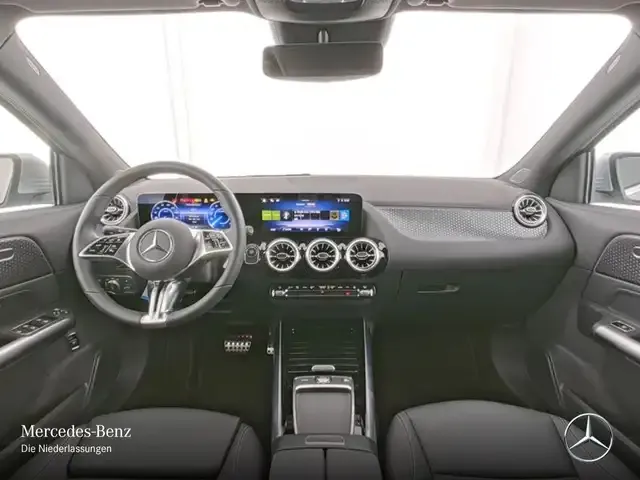 Mercedes-Benz EQA 300