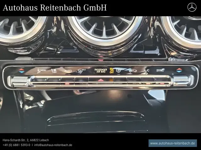 Mercedes-Benz CLA 220