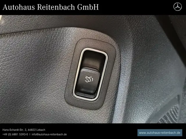 Mercedes-Benz CLA 220