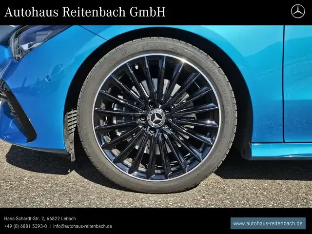 Mercedes-Benz CLA 220