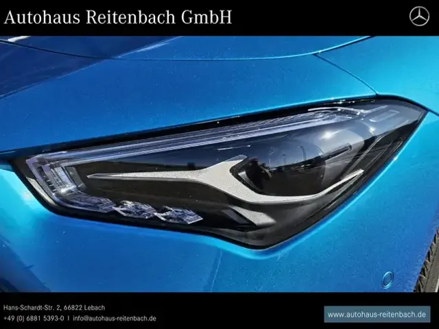 Mercedes-Benz CLA 220