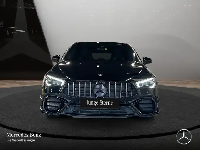 Mercedes-Benz CLA 45 AMG