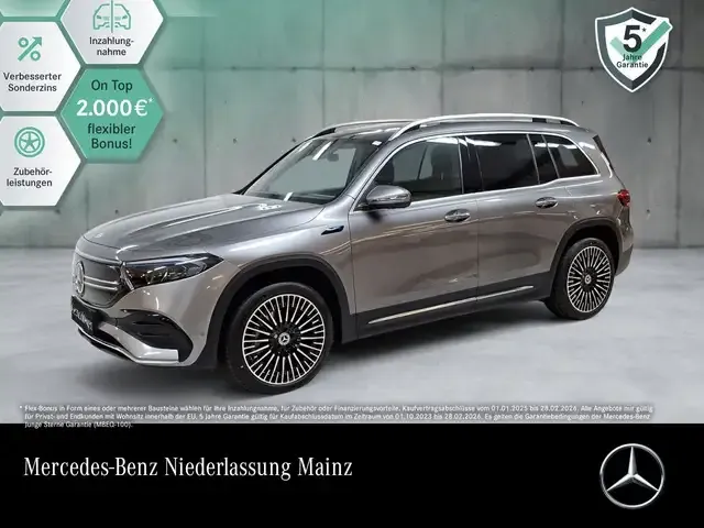 Mercedes-Benz EQB 300
