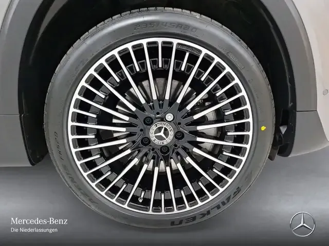 Mercedes-Benz EQB 300
