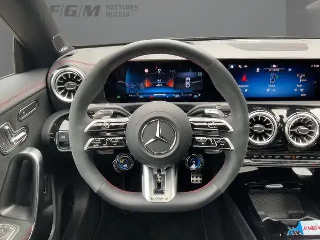 Mercedes-Benz CLA 45 AMG