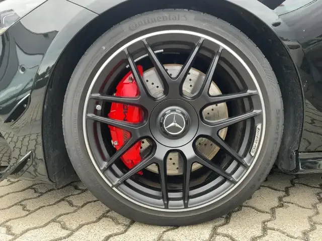 Mercedes-Benz CLA 45 AMG