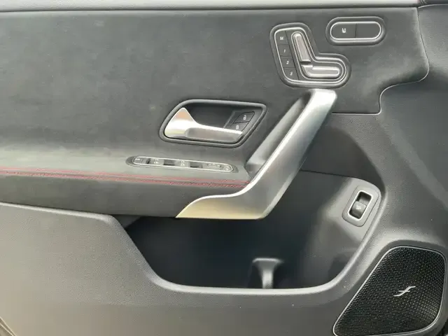 Mercedes-Benz CLA 45 AMG