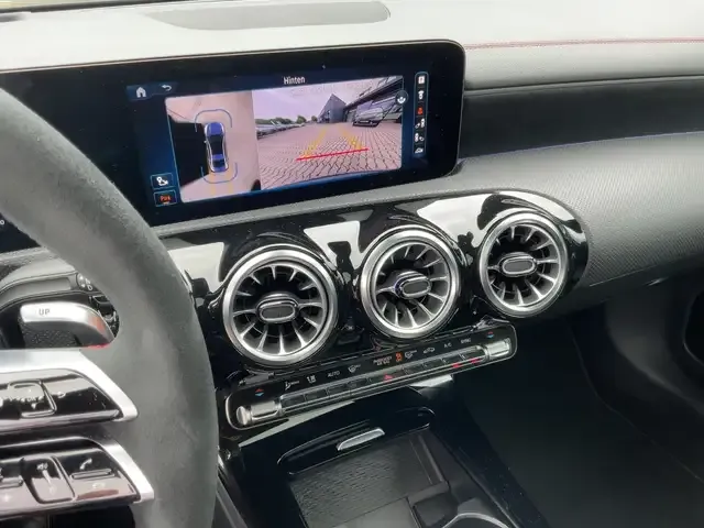 Mercedes-Benz CLA 45 AMG