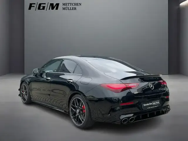 Mercedes-Benz CLA 45 AMG