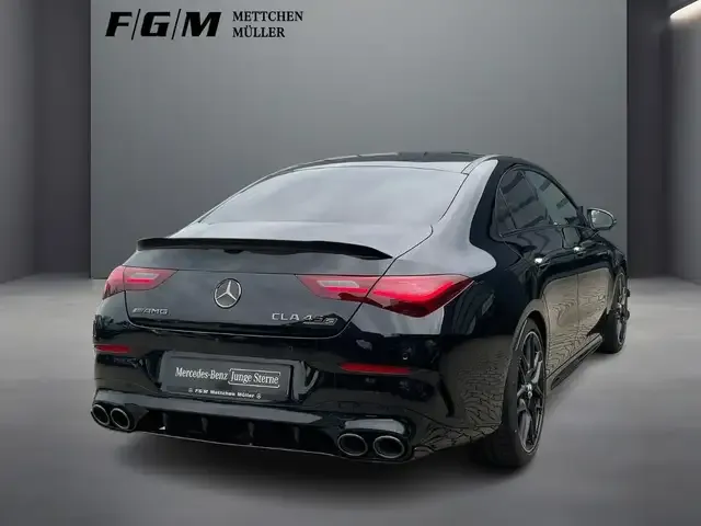 Mercedes-Benz CLA 45 AMG
