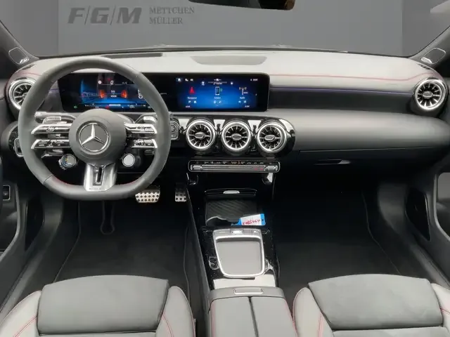 Mercedes-Benz CLA 45 AMG