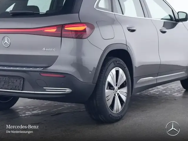 Mercedes-Benz EQA 300