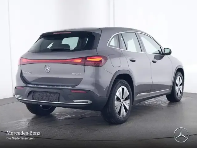 Mercedes-Benz EQA 300