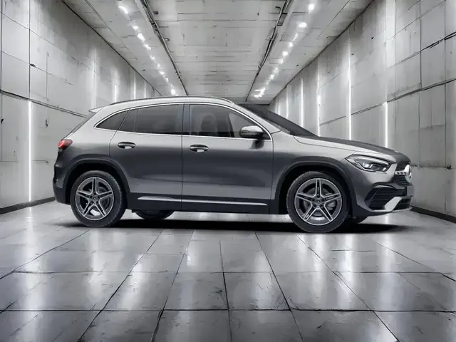 Mercedes-Benz GLA 200