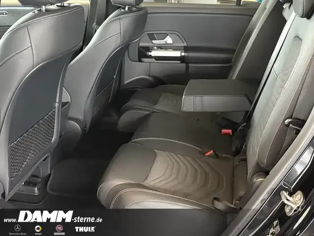 Mercedes-Benz EQB 300