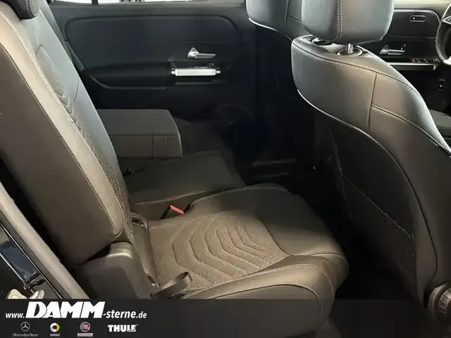 Mercedes-Benz EQB 300