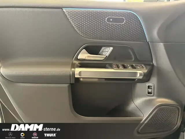 Mercedes-Benz EQB 300