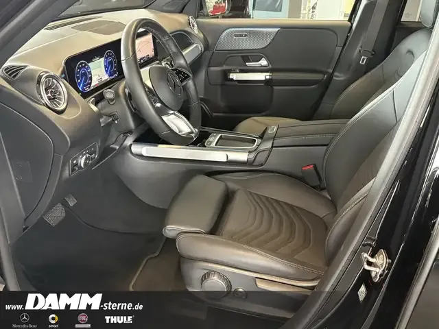 Mercedes-Benz EQB 300