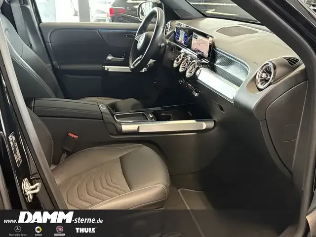 Mercedes-Benz EQB 300