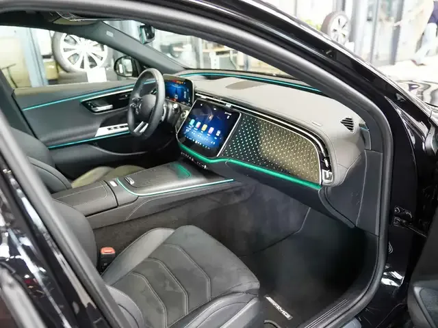 Mercedes-Benz E 300