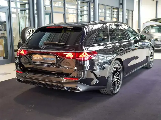 Mercedes-Benz E 300
