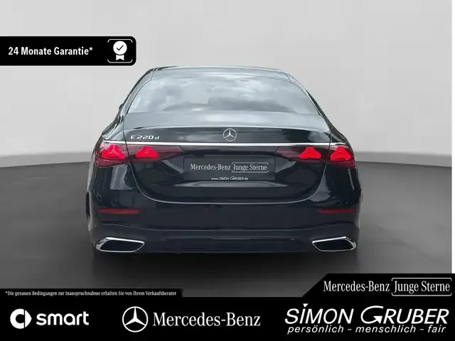 Mercedes-Benz E 220