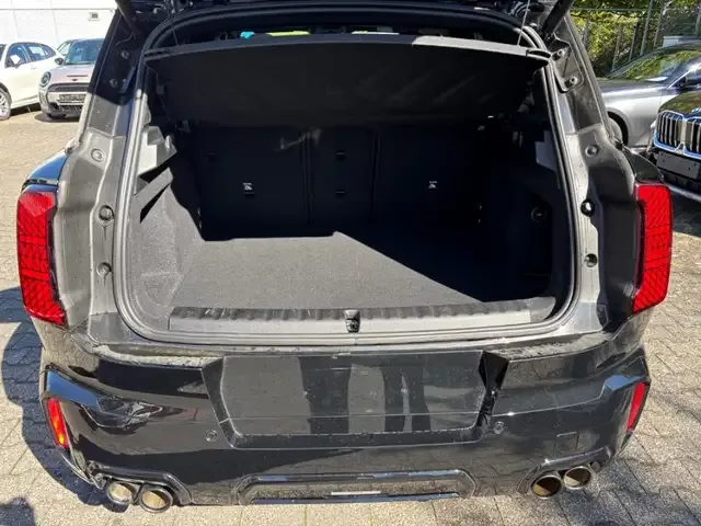 MINI John Cooper Works Countryman