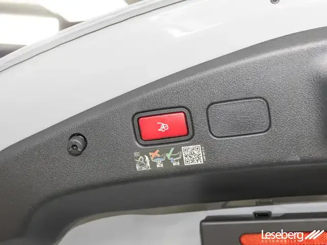 Mercedes-Benz CLE 200