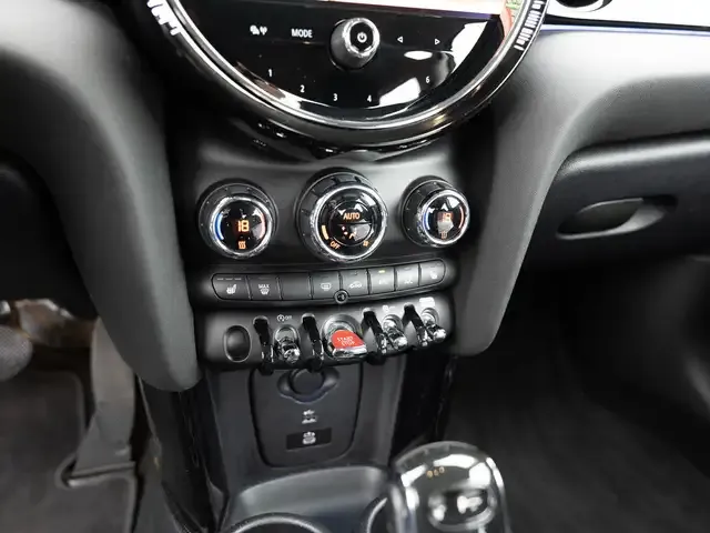 MINI Cooper C