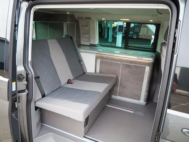 Volkswagen T6.1 California