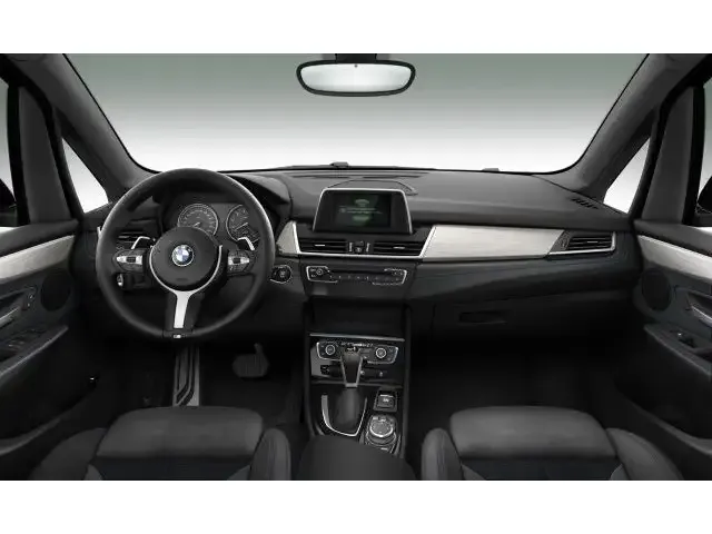 BMW 220