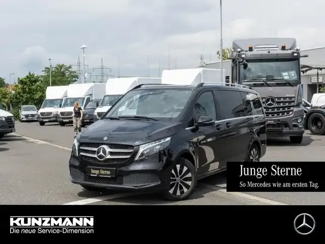 Mercedes-Benz V 250