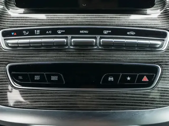 Mercedes-Benz V 250