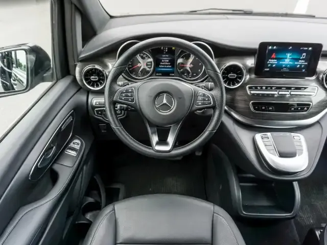 Mercedes-Benz V 250
