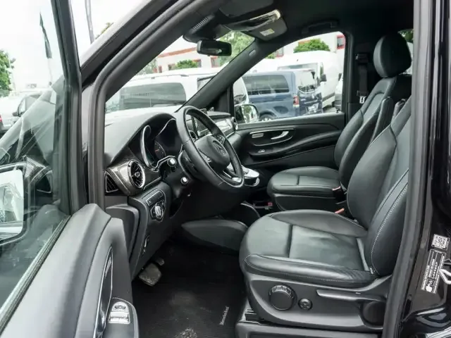 Mercedes-Benz V 250