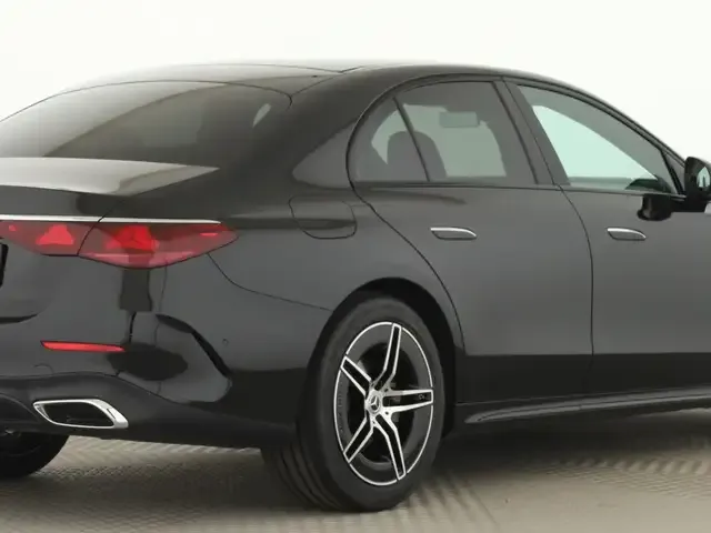 Mercedes-Benz E 200